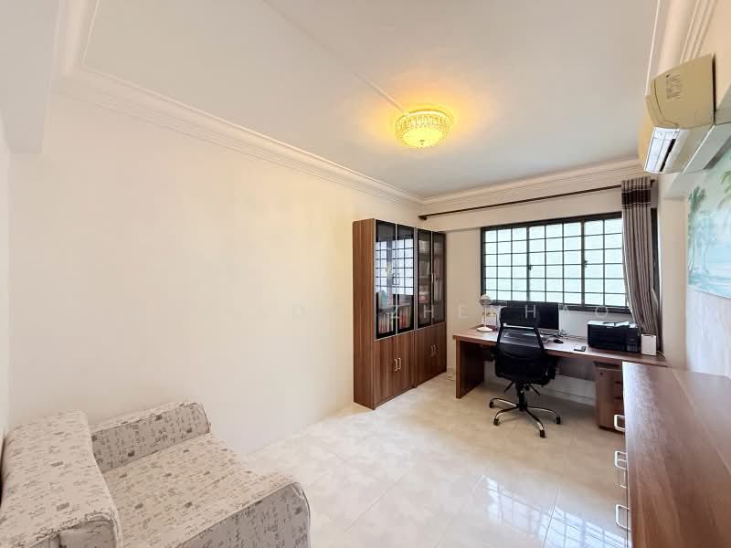 108 Bukit Batok West Avenue 6, 108 Bukit Batok West Avenue 6, 3 Bedrooms, 1,119 sqft, HDB Flat For Sale, by Jose Loh Zhenhao, 500212263 - Study - PropertyGuru.com.sg