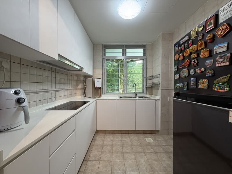 Sunshine Grove, 2 Jalan Labu Merah, 3 Bedrooms, 1,087 sqft, Apartment For Sale, by Kenneth Yeoh, 500212264 - Kitchen - PropertyGuru.com.sg