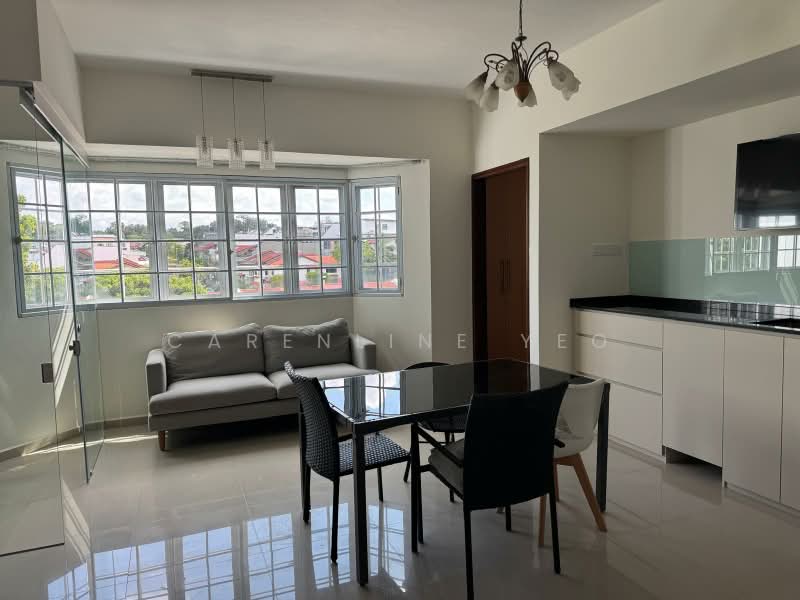 Thomson Imperial Court, 200 Upper Thomson Road, 4 Bedrooms, 2,250 sqft, Condominium For Rent, by Carenline Yeo, 500212265 - Living Room - PropertyGuru.com.sg