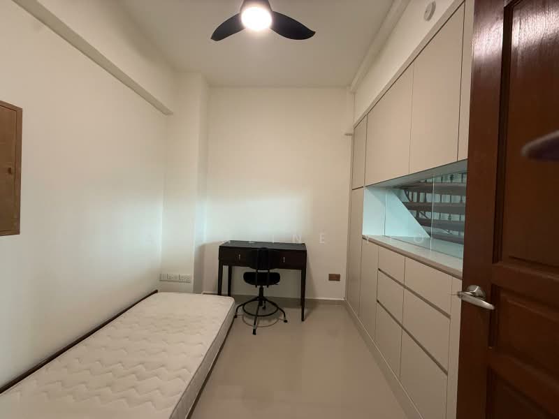 Thomson Imperial Court, 200 Upper Thomson Road, 4 Bedrooms, 2,250 sqft, Condominium For Rent, by Carenline Yeo, 500212265 - Bedroom - PropertyGuru.com.sg