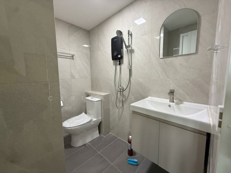 Thomson Imperial Court, 200 Upper Thomson Road, 4 Bedrooms, 2,250 sqft, Condominium For Rent, by Carenline Yeo, 500212265 - Bathroom - PropertyGuru.com.sg