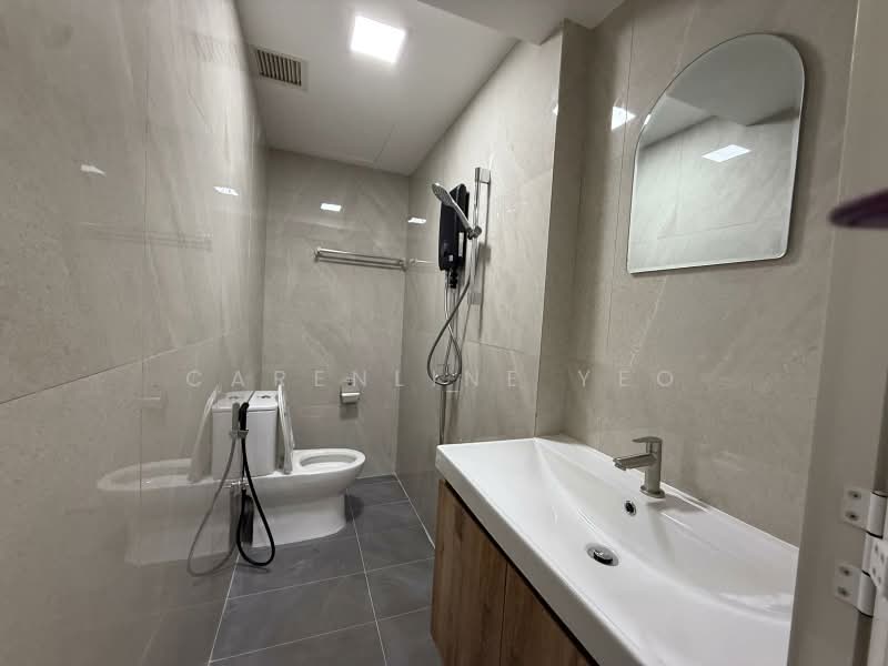 Thomson Imperial Court, 200 Upper Thomson Road, 4 Bedrooms, 2,250 sqft, Condominium For Rent, by Carenline Yeo, 500212265 - Bathroom - PropertyGuru.com.sg