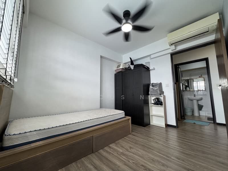 122B Punggol Edge, 122B Edgedale Plains, 3 Bedrooms, 1,001 sqft, HDB Flat For Sale, by Marcus Ng, 500212272 - Bedroom - PropertyGuru.com.sg