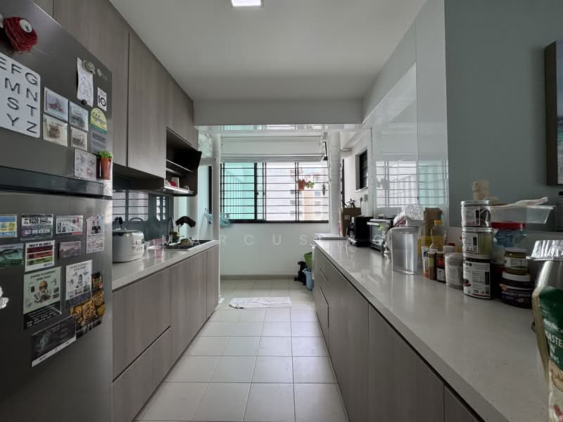 122B Punggol Edge, 122B Edgedale Plains, 3 Bedrooms, 1,001 sqft, HDB Flat For Sale, by Marcus Ng, 500212272 - Kitchen - PropertyGuru.com.sg
