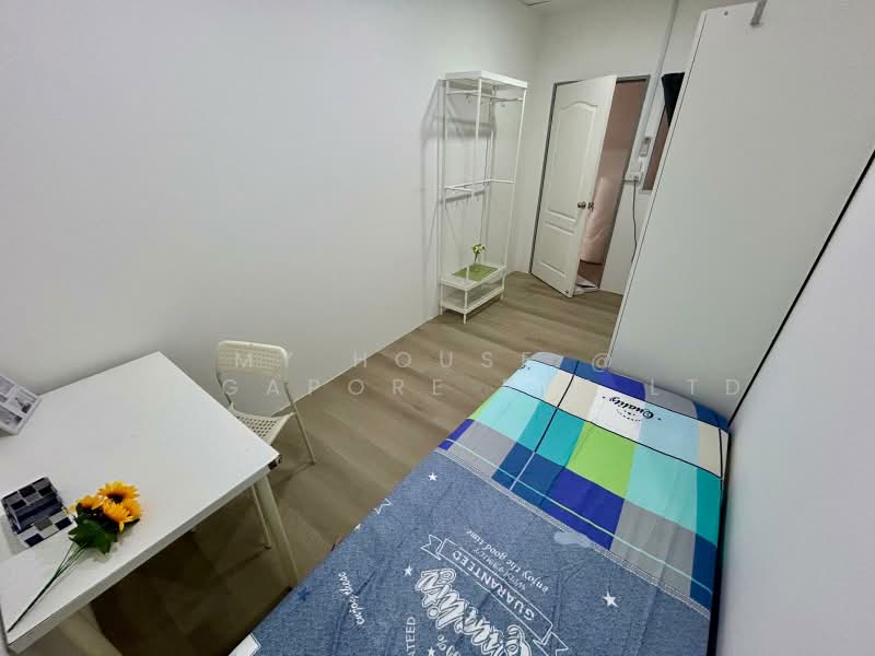 Lor 8 Geylang Rd, , Room Rental, 113 sqft, Shophouse For Rent, by Xiao Dong, 500212277 - Bedroom - PropertyGuru.com.sg