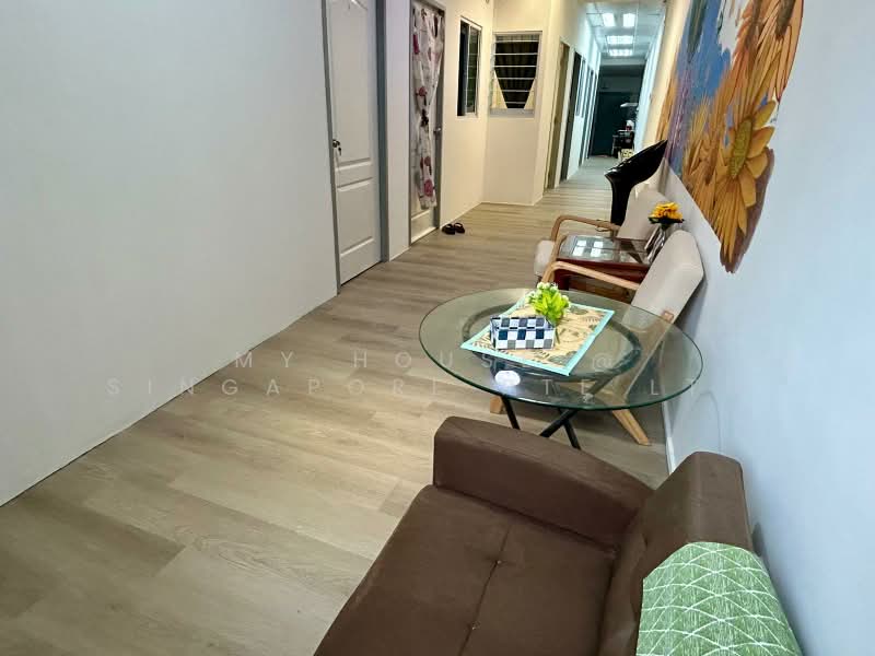 Lor 8 Geylang Rd, , Room Rental, 113 sqft, Shophouse For Rent, by Xiao Dong, 500212277 - Corridor - PropertyGuru.com.sg
