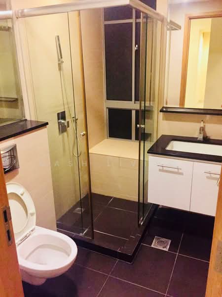 Atrium Residences, 1 Lorong 28 Geylang, 4 Bedrooms, 1,302 sqft, Apartment For Rent, by Dash Living, 500212286 - Bathroom - PropertyGuru.com.sg