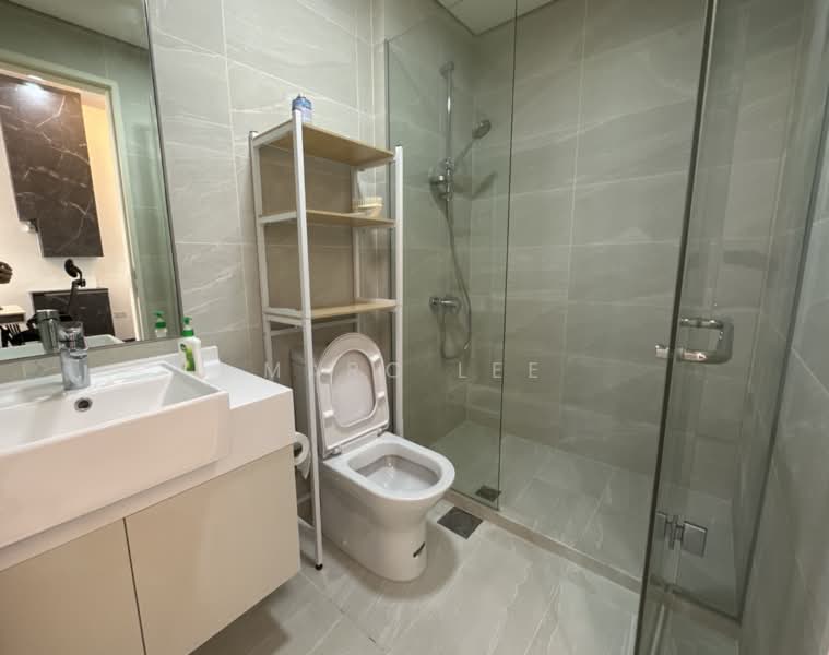 Centrium Square (Office), 320 Serangoon Rd, 721 sqft, Office For Sale, by Marc Lee, 500212293 - Bathroom - CommercialGuru.com.sg