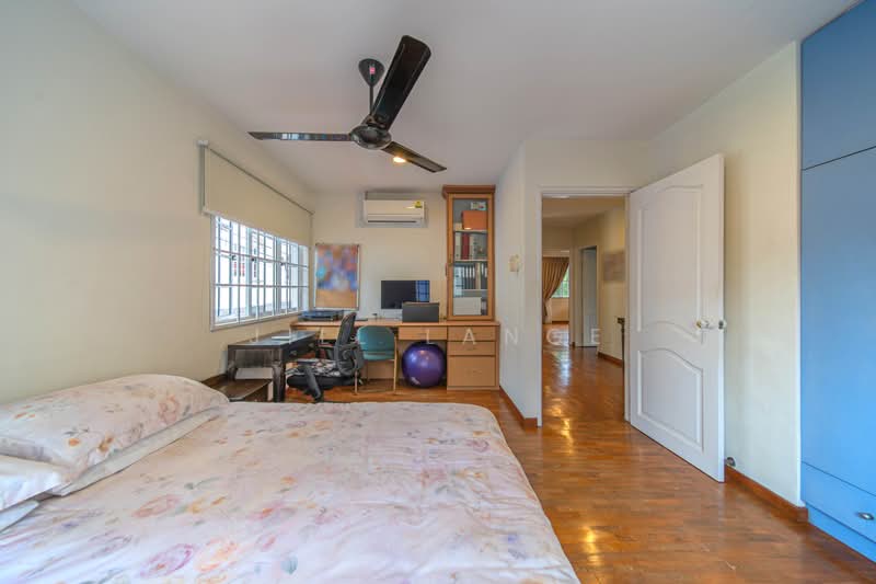 Siglap Plain, Siglap Plain, 5 Bedrooms, 2,790 sqft, Bungalow House For Sale, by Jill Lange, 500212302 - Bedroom - PropertyGuru.com.sg