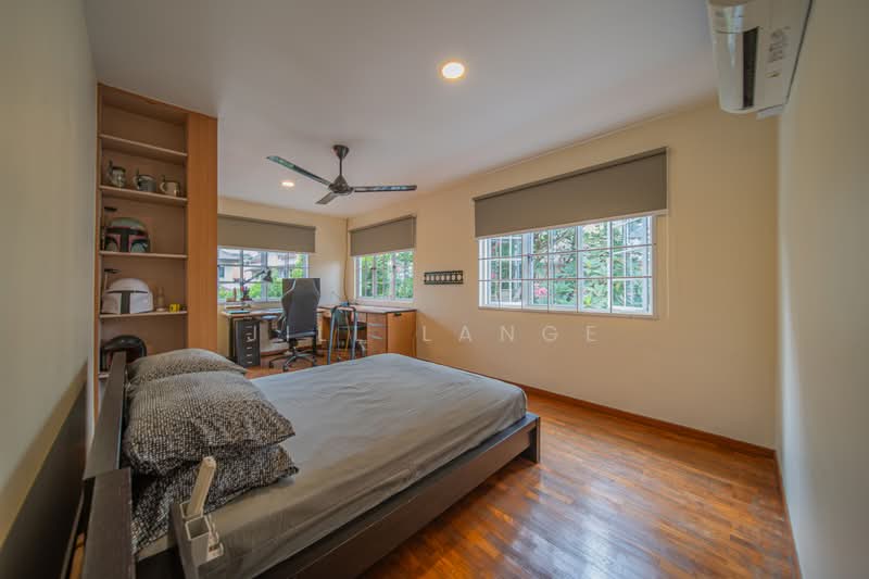 Siglap Plain, Siglap Plain, 5 Bedrooms, 2,790 sqft, Bungalow House For Sale, by Jill Lange, 500212302 - Bedroom - PropertyGuru.com.sg