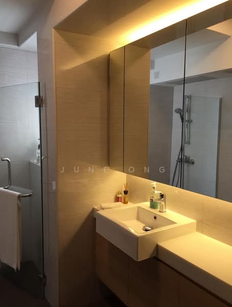277C Compassvale Link, 277C Compassvale Link, 3 Bedrooms, 969 sqft, HDB Flat For Rent, by June Ong, 500212309 - Bathroom - PropertyGuru.com.sg