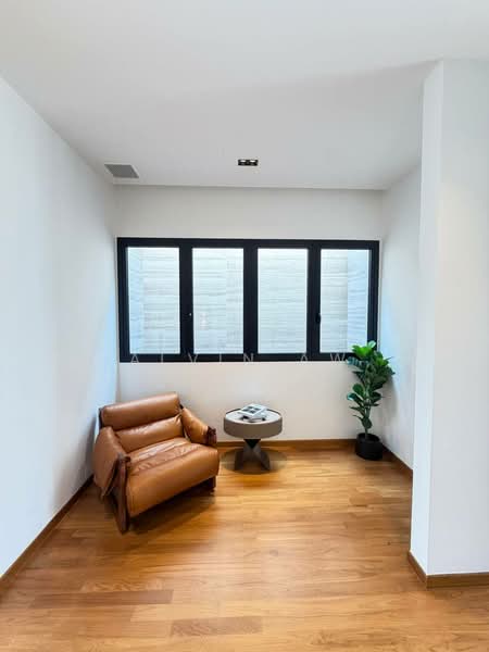 Freehold Inter Terrace near Sembawang Park | Jalan Sankam | Private Residential Enclave Near Coast, Jalan Sankam, 5 Bedrooms, 4,834 sqft, Terraced House For Sale, by Alvin Aw, 500212311 - Interior - PropertyGuru.com.sg