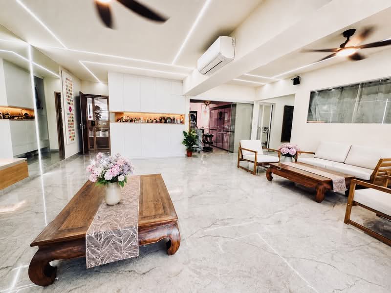 938 Tampines Avenue 5, 938 Tampines Avenue 5, 4 Bedrooms, 1,528 sqft, HDB Flat For Sale, by Siti Alawiah Ishak, 500212321 - Living Room - PropertyGuru.com.sg