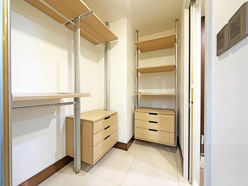 The Sail @ Marina Bay, 2 Marina Boulevard, 1 Bedroom, 689 sqft, Condominium For Rent, by Ong Jack Shen, 500212323 - Wardrobe - PropertyGuru.com.sg