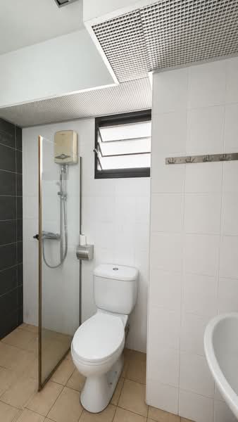 337A Tah Ching Road, 337A Tah Ching Road, 3 Bedrooms, 947 sqft, HDB Flat For Sale, by Jennifer Zhou Yiqin, 500212326 - PropertyGuru.com.sg