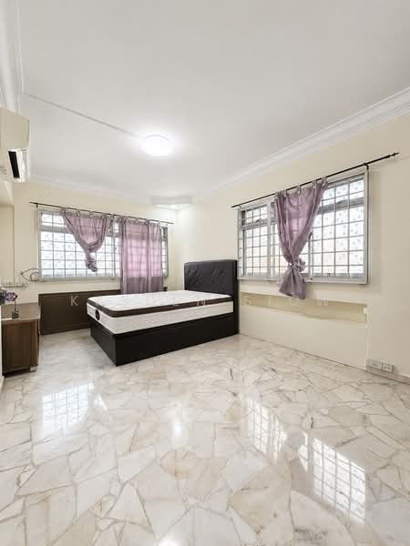 882 Woodlands Street 82, 882 Woodlands Street 82, 4 Bedrooms, 1,302 sqft, HDB Flat For Rent, by Kayden Siow, 500212330 - Bedroom - PropertyGuru.com.sg