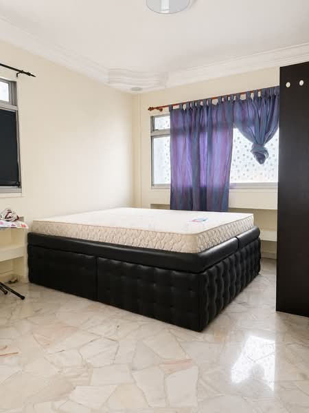 882 Woodlands Street 82, 882 Woodlands Street 82, 4 Bedrooms, 1,302 sqft, HDB Flat For Rent, by Kayden Siow, 500212330 - Bedroom - PropertyGuru.com.sg