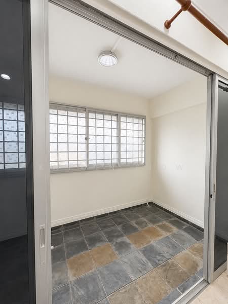 882 Woodlands Street 82, 882 Woodlands Street 82, 4 Bedrooms, 1,302 sqft, HDB Flat For Rent, by Kayden Siow, 500212330 - Interior - PropertyGuru.com.sg