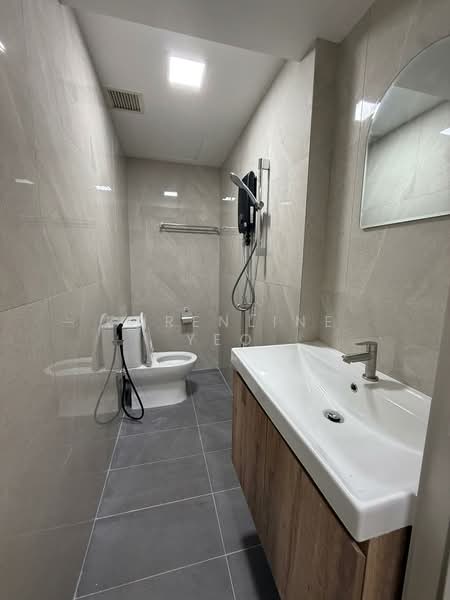 Thomson Imperial Court, 200 Upper Thomson Road, 4 Bedrooms, 2,228 sqft, Condominium For Sale, by Carenline Yeo, 500212335 - Bathroom - PropertyGuru.com.sg