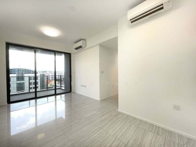 Parc Esta, 912 Sims Avenue, 3 Bedrooms, 958 sqft, Condominium For Sale, by Aaron Pang, 500212336 - Balcony - PropertyGuru.com.sg