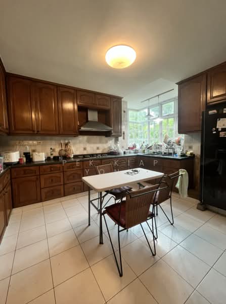 Charis Lodge, , Room Rental, 300 sqft, Town House For Rent, by Pek Kiap Yong, 500212340 - Kitchen - PropertyGuru.com.sg