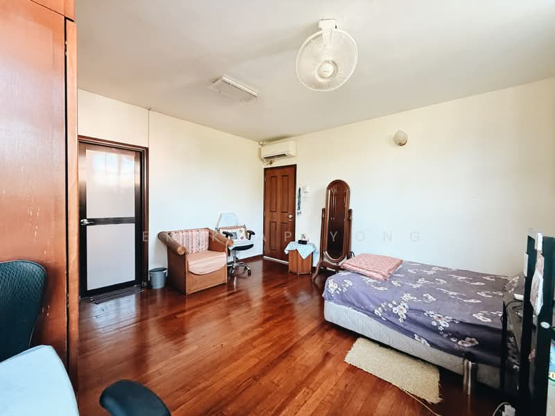 Charis Lodge, , Room Rental, 300 sqft, Town House For Rent, by Pek Kiap Yong, 500212340 - Bedroom - PropertyGuru.com.sg