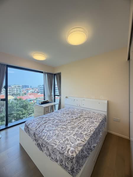 Parc Esta, 912 Sims Avenue, 3 Bedrooms, 958 sqft, Condominium For Rent, by Aaron Pang, 500212341 - Master Bedroom - PropertyGuru.com.sg