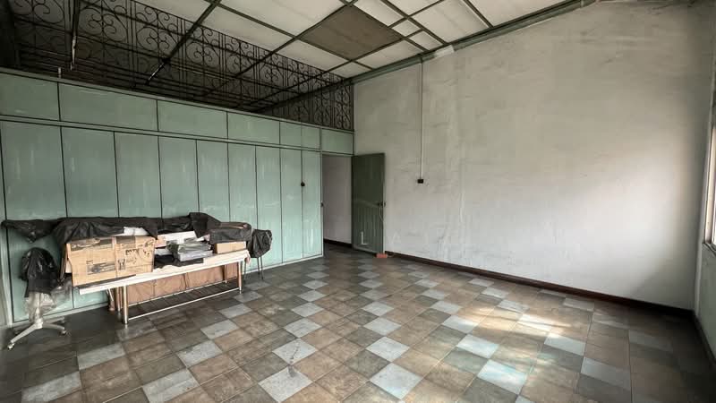 CHEAP Freehold Full Commercial Shophouse, East Coast Road, 2,700 sqft, Shop / Shophouse For Sale, by YQ Lai, 500212348 - CommercialGuru.com.sg