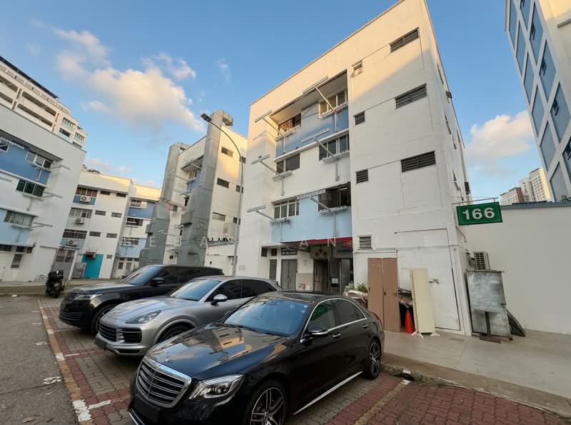 166 Bukit Batok West Ave 8, 166 Bukit Batok West Ave 8, 2,067 sqft, Shop / Shophouse For Sale, by Sebastian Lee, 500212352 - Exterior - CommercialGuru.com.sg