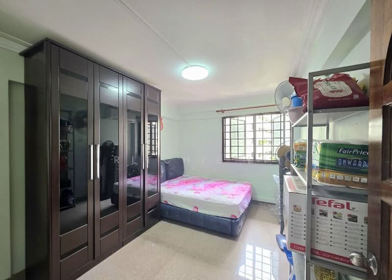 215 Yishun Street 21, 215 Yishun Street 21, Room Rental, 200 sqft, HDB Flat For Rent, by Ritchie Li, 500212355 - PropertyGuru.com.sg