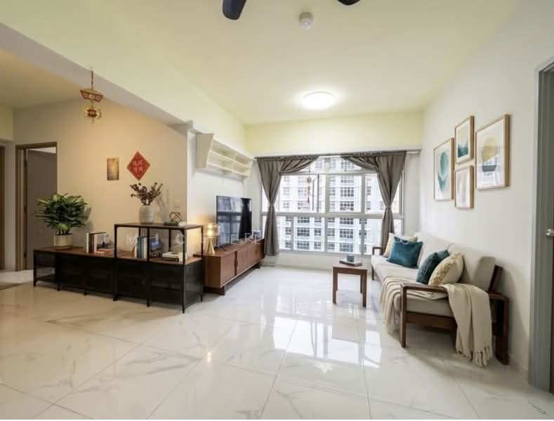 405A Northshore Drive, 405A Northshore Drive, 3 Bedrooms, 1,011 sqft, HDB Flat For Sale, by Michelle Guo, 500212367 - Living Room - PropertyGuru.com.sg