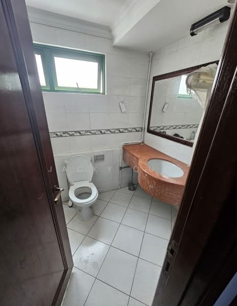 St Michael's Place, 1 Jalan Taman, Room Rental, 130 sqft, Condominium For Rent, by Jacky Quek, 500212371 - Bathroom - PropertyGuru.com.sg