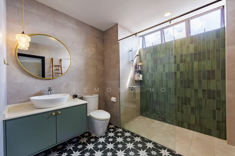 Charming Garden, 140 King's Road, 3 Bedrooms, 1,808 sqft, Condominium For Rent, by Desmond Ho, 500212379 - Master Bathroom - PropertyGuru.com.sg
