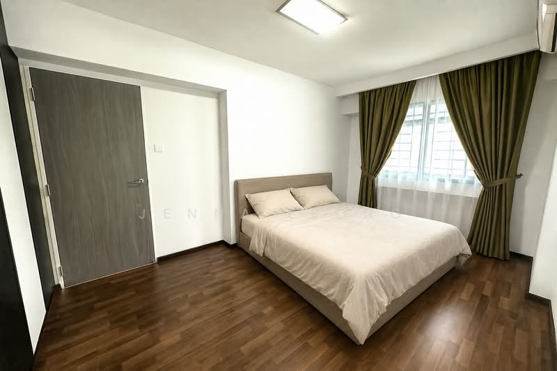 453 Choa Chu Kang Avenue 4, 453 Choa Chu Kang Avenue 4, 4 Bedrooms, 1,528 sqft, HDB Flat For Sale, by Jenna Leong, 500212382 - Master Bedroom - PropertyGuru.com.sg