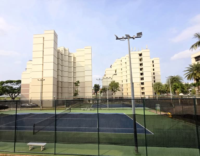 Grande Vista, 2 Cactus Drive, 3 Bedrooms, 1,367 sqft, Condominium For Sale, by Sam Lek, 500212394 - Tennis Court - PropertyGuru.com.sg