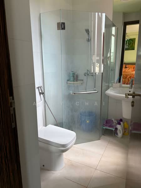 29 Andrews Terrace, , Room Rental, 90 sqft, Terraced House For Rent, by Andy Chai, 500212396 - Bathroom - PropertyGuru.com.sg