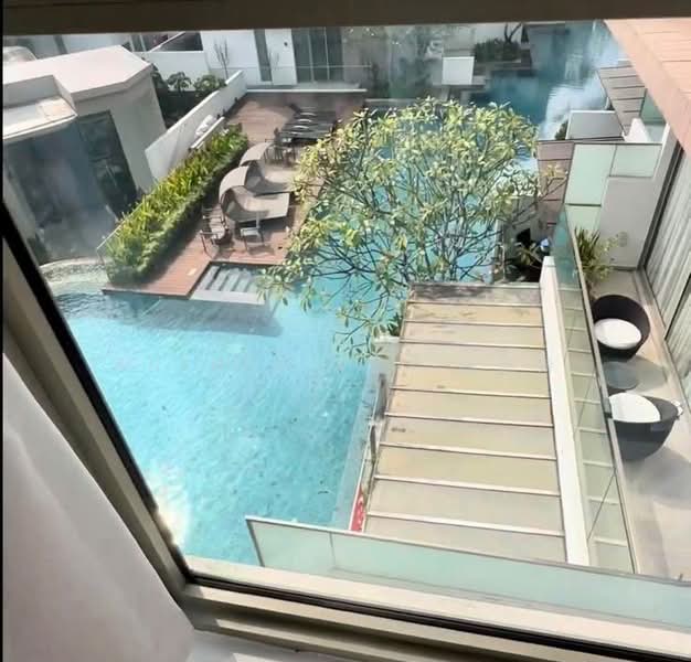 Este Villa, Nim Road, 5 Bedrooms, 3,940 sqft, Cluster House For Sale, by Anthea Yeo 杨丽娇, 500212399 - Balcony - PropertyGuru.com.sg