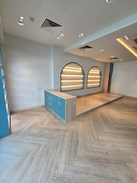 87 marine parade central, East Coast / Marine Parade, 750 sqft, Other Retail For Rent, by Sing Seet Soon Reon, 500212400 - Interior - CommercialGuru.com.sg