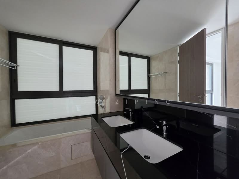 Pollen Collection, Pollen View Off Nim Road, 5 Bedrooms, 4,000 sqft, Terraced House For Sale, by Leow Ziping, 500212402 - Bathroom - PropertyGuru.com.sg