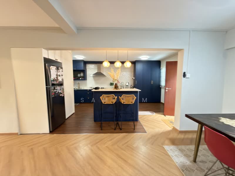 137 Bedok Reservoir Road, 137 Bedok Reservoir Road, Bedok / Upper East Coast, 3 Bedrooms, 1,539 sqft, HDB Flat For Sale, by Sam Alakasam, 500212406 - Kitchen - PropertyGuru.com.sg
