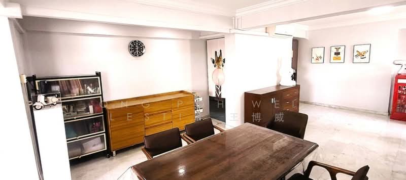 8 Ghim Moh Road, 8 Ghim Moh Road, 3 Bedrooms, 1,227 sqft, HDB Flat For Sale, by Ong Poh Wei Lestin 王博威, 500212409 - Dining Room - PropertyGuru.com.sg