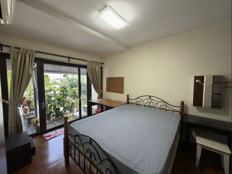 A Timeless Freehold Sanctuary in District 28, , 4 Bedrooms, 2,290 sqft, Terraced House For Sale, by Jason Tay, 500212415 - Bedroom - PropertyGuru.com.sg