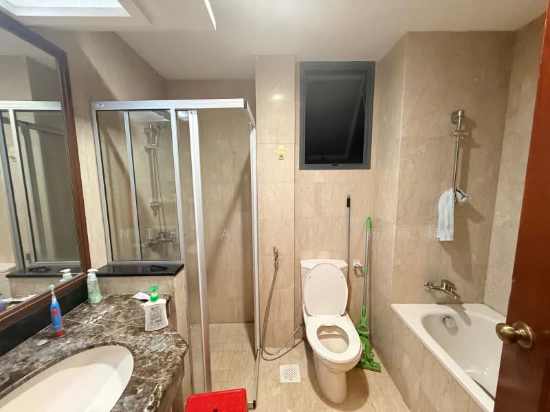 Carissa Park Condo, 2 Flora Drive, 2 Bedrooms, 1,001 sqft, Condominium For Sale, by Anthea Yeo 杨丽娇, 500212438 - Bathroom - PropertyGuru.com.sg
