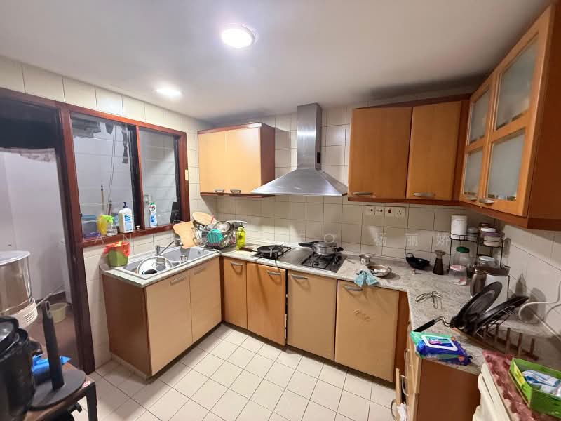 Carissa Park Condo, 2 Flora Drive, 2 Bedrooms, 1,001 sqft, Condominium For Sale, by Anthea Yeo 杨丽娇, 500212438 - Kitchen - PropertyGuru.com.sg