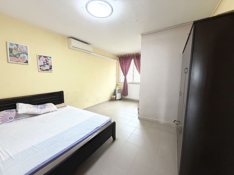 897 Tampines Street 81, 897 Tampines Street 81, 3 Bedrooms, 904 sqft, HDB Flat For Rent, by Kelvin Koh, 500212442 - Bedroom - PropertyGuru.com.sg