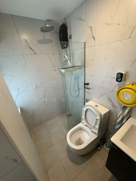541A Balestier Road, 541A Balestier Road, 1 Bedroom, 400 sqft, Walk-up Apartment For Rent, by Edmond Tan, 500212445 - Bathroom - PropertyGuru.com.sg