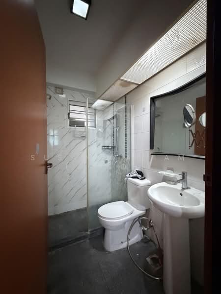 463B Sembawang Drive, 463B Sembawang Drive, 2 Bedrooms, 721 sqft, HDB Flat For Sale, by Susan Mariam (Amboi), 500212458 - Common Bathroom - PropertyGuru.com.sg