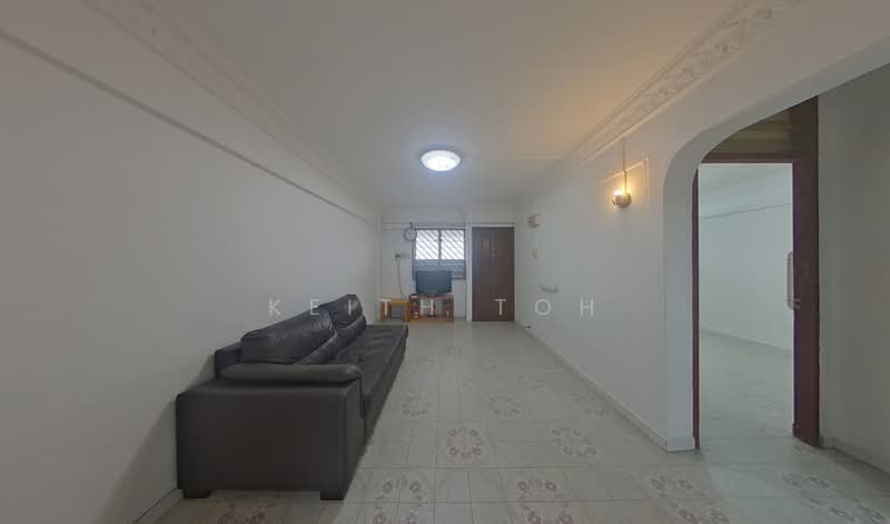 578 Ang Mo Kio Avenue 10, 578 Ang Mo Kio Avenue 10, 2 Bedrooms, 731 sqft, HDB Flat For Sale, by Keith Toh, 500212461 - Living Room - PropertyGuru.com.sg