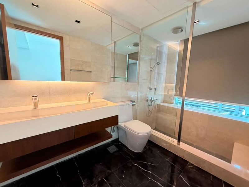 Cabana, 145A Sunrise Terrace, 4 Bedrooms, 3,068 sqft, Cluster House For Sale, by Pristine Lim, 500212467 - Bathroom - PropertyGuru.com.sg