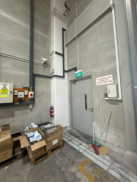Surface Engineering Hub, 8 Buroh Street, 2,271 sqft, Warehouse For Rent, by Daryl Wong, 500212469 - Interior - CommercialGuru.com.sg